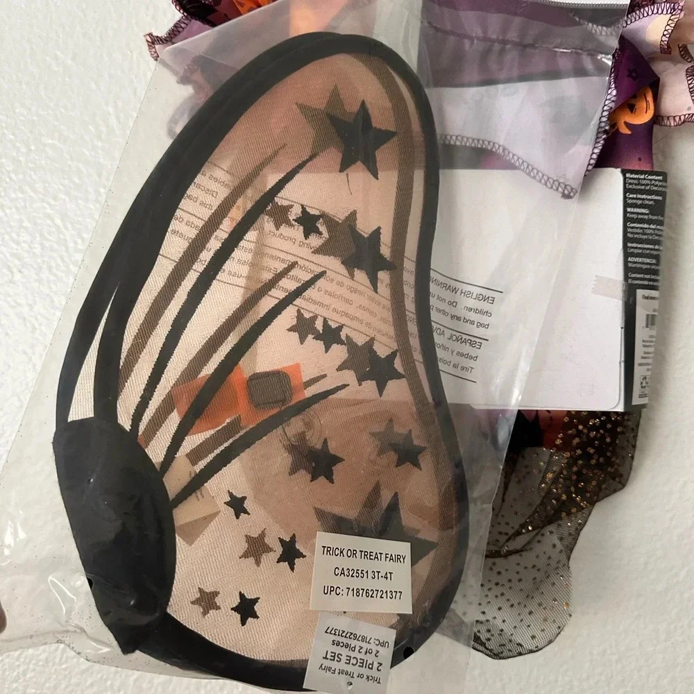 Girl’s Toddler 2T Plus Witch Costume BNWT